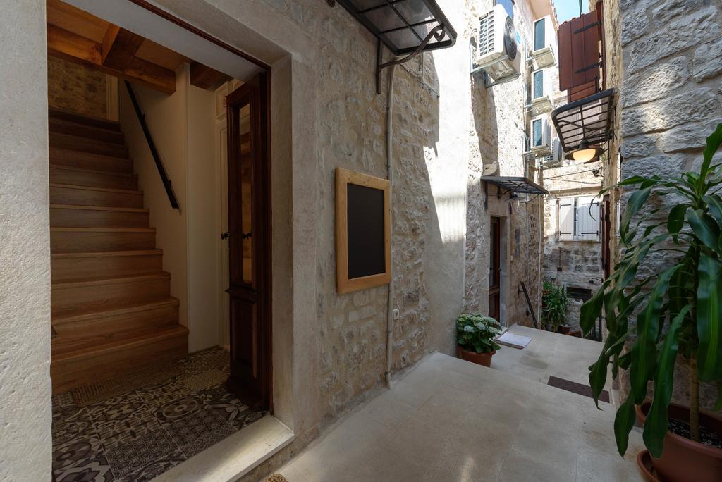 Apartments & Rooms Tiramola - Old Town Trogir Exteriér fotografie